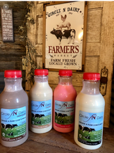 Load image into Gallery viewer, Pint Raw Strawberry Milk