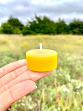 Load image into Gallery viewer, Beeswax Tea Light Candles- 6 pack
